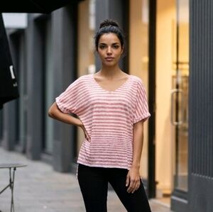 Seven7 Striped V-Neck Top Large Orange White Short Sleeve Casual